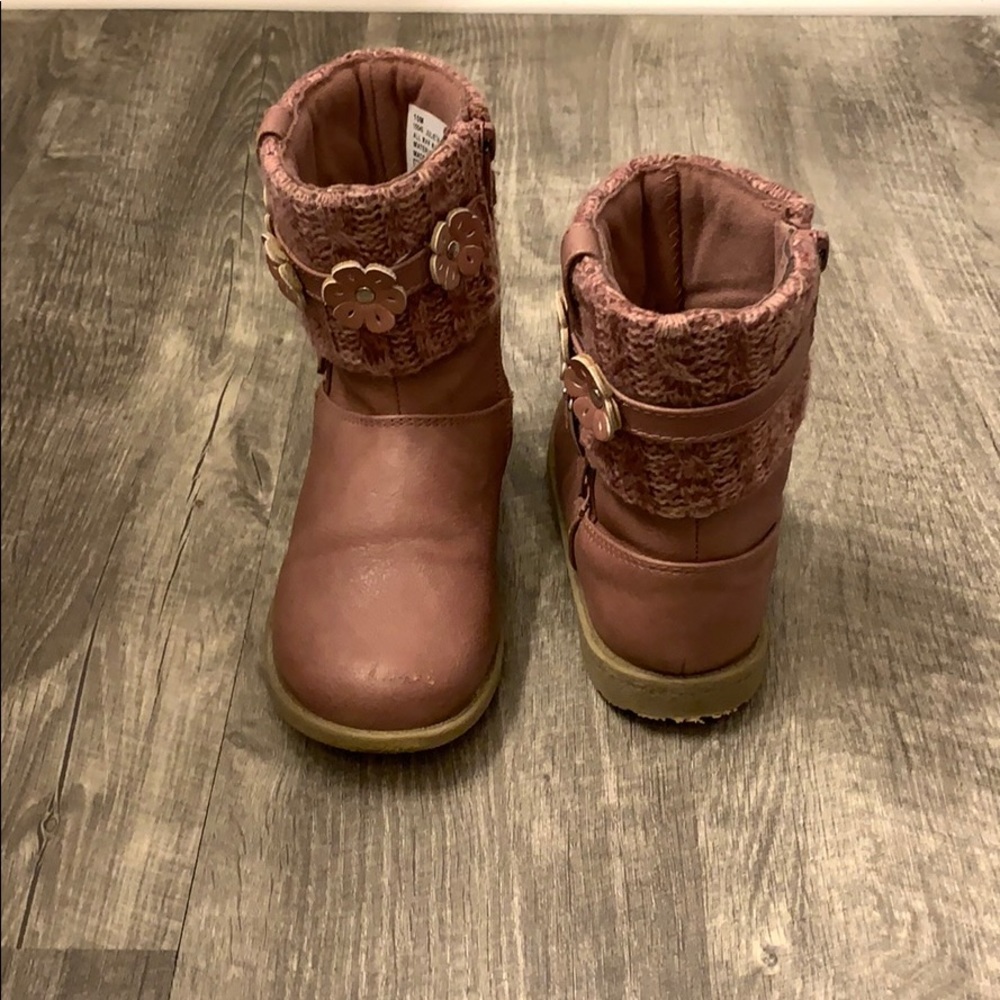 Kid’s shoes